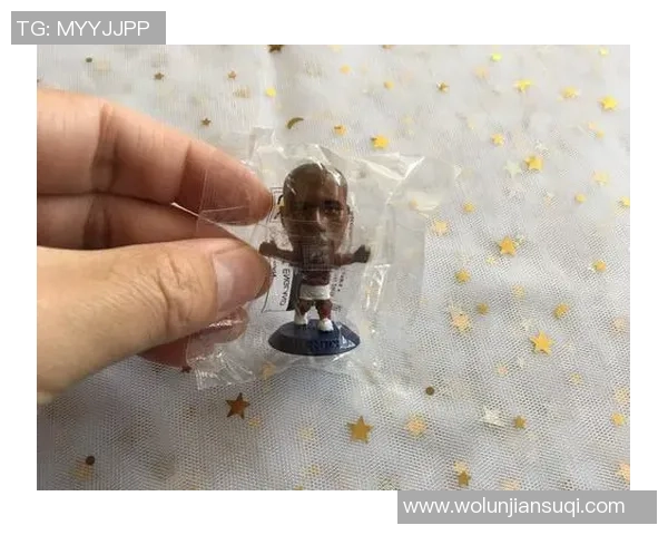 足球明星手办大集结 精美造型与收藏价值并存的顶级球员模型