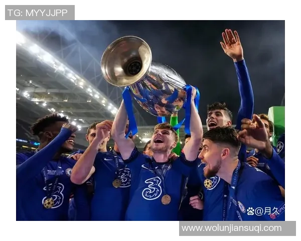 足球球星入场震撼瞬间揭秘 球迷热血沸腾的赛前荣耀时刻